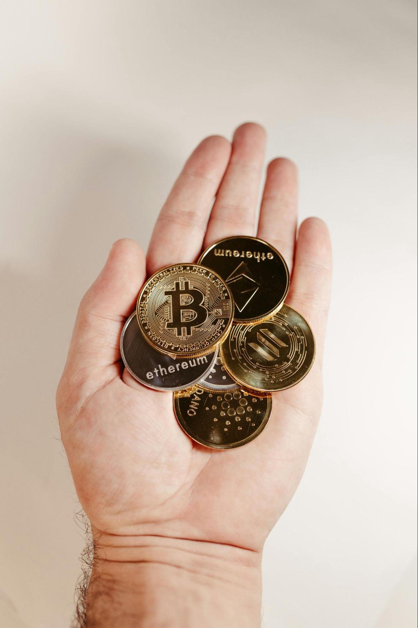 Beyond Bitcoin: The Ideal Altcoins for Online Gambling Beyond Bitcoin: The Ideal Altcoins for Online Gambling