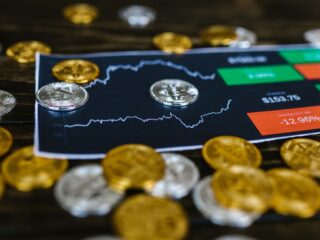 Is Gambling with Altcoins (like Dogecoin or Solana) Worth It?